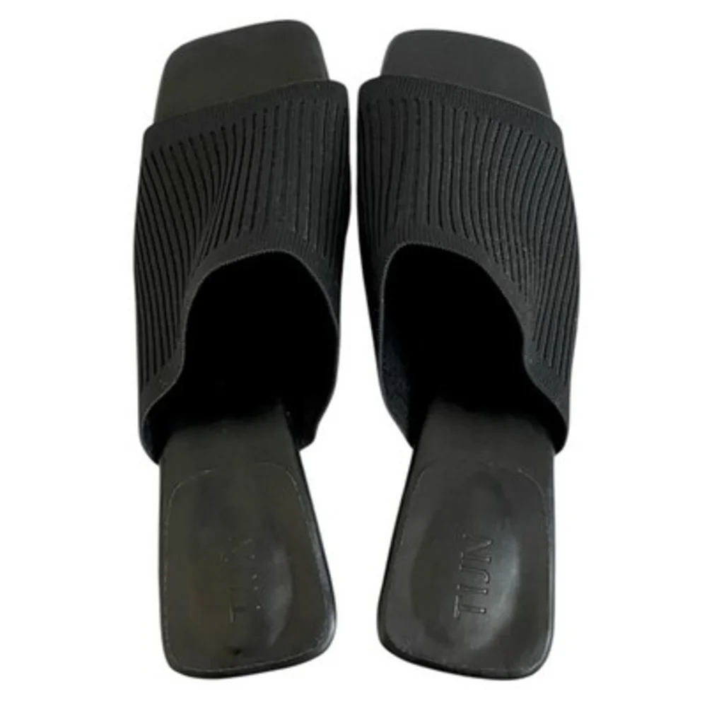 TIJN Katrin Square Toe Ribbed Black Mules Heels Women’s Shoes Size 9 Pumps NWOT